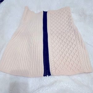 Cozy Club Monaco neck scarf.